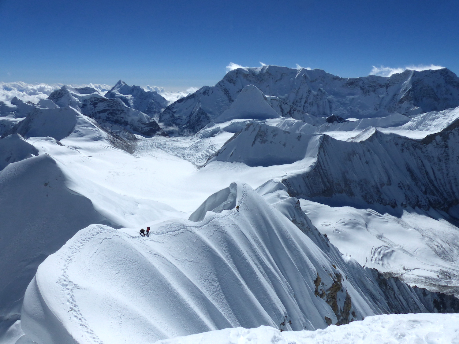 L'équipe polonaise sur la crête © Valentin Rakovsky