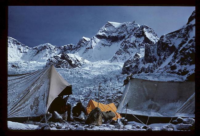 le camp de base à 6000 