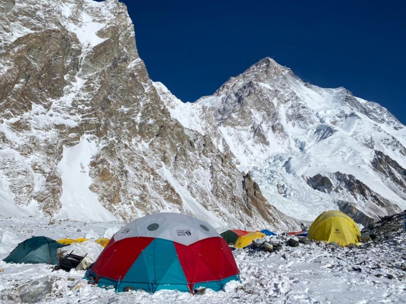 K2 © Expeditions Unlimited