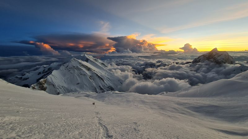 Kangchenjunga © Expeditions Unlimited