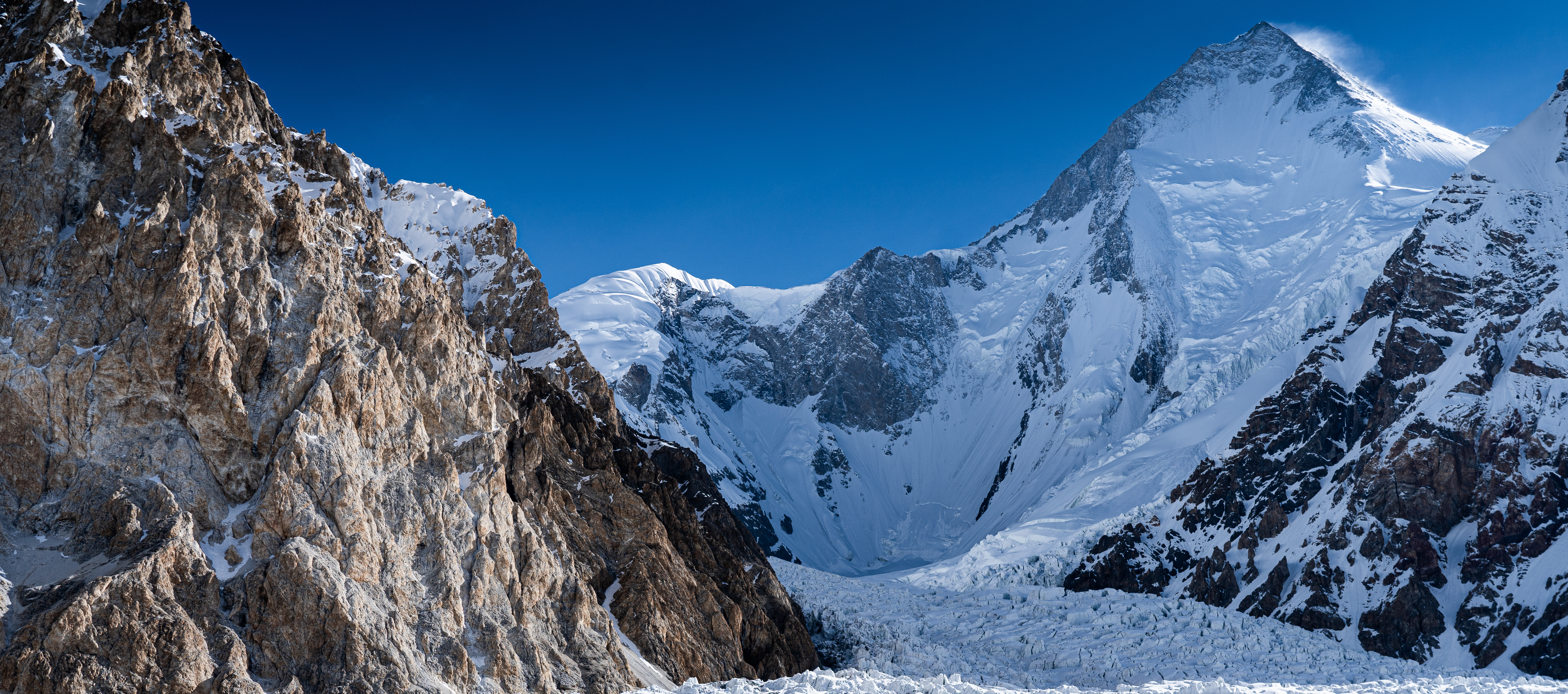  Peak - ムササビビ Mountaineering expedition Pakistan: climb Gasherbrum 1