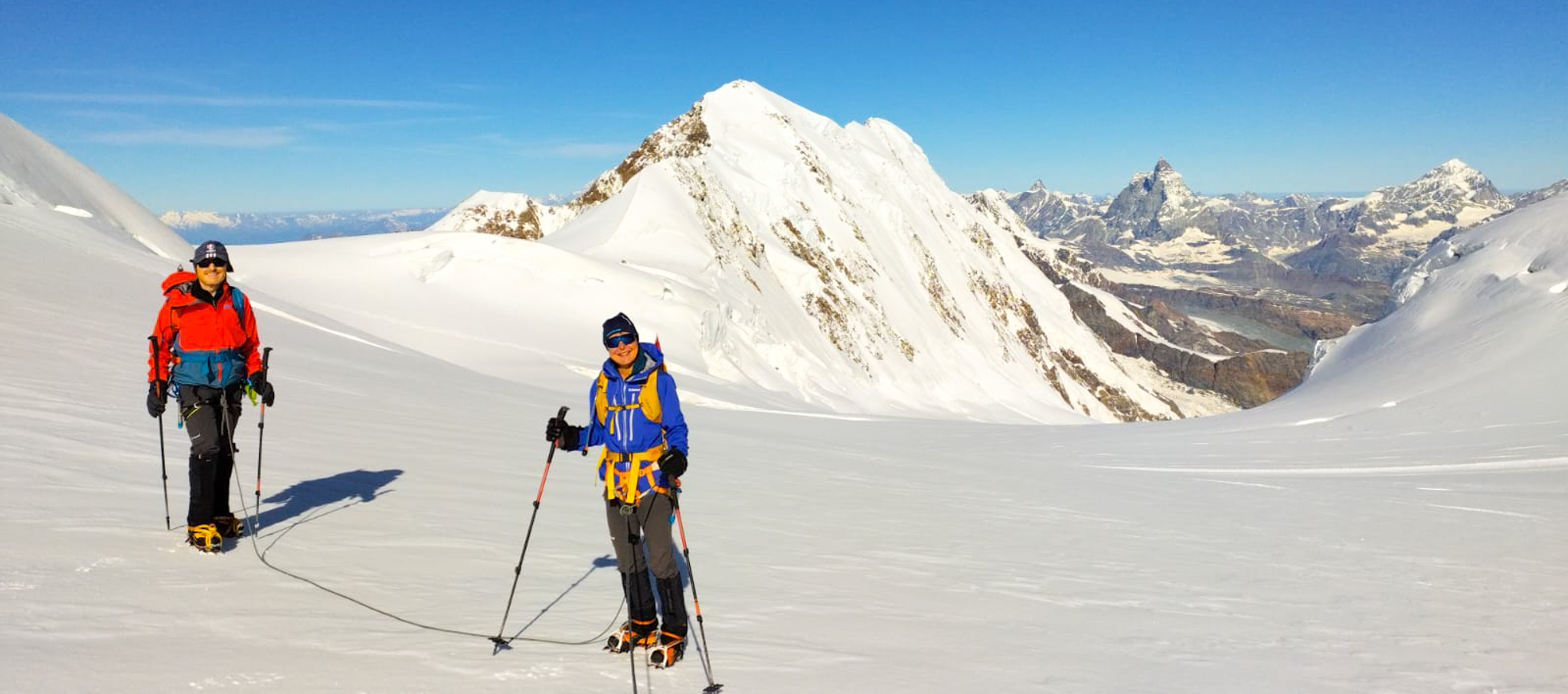 Climb Monte Rosa, mountaineering at 4554 meters, Alps 