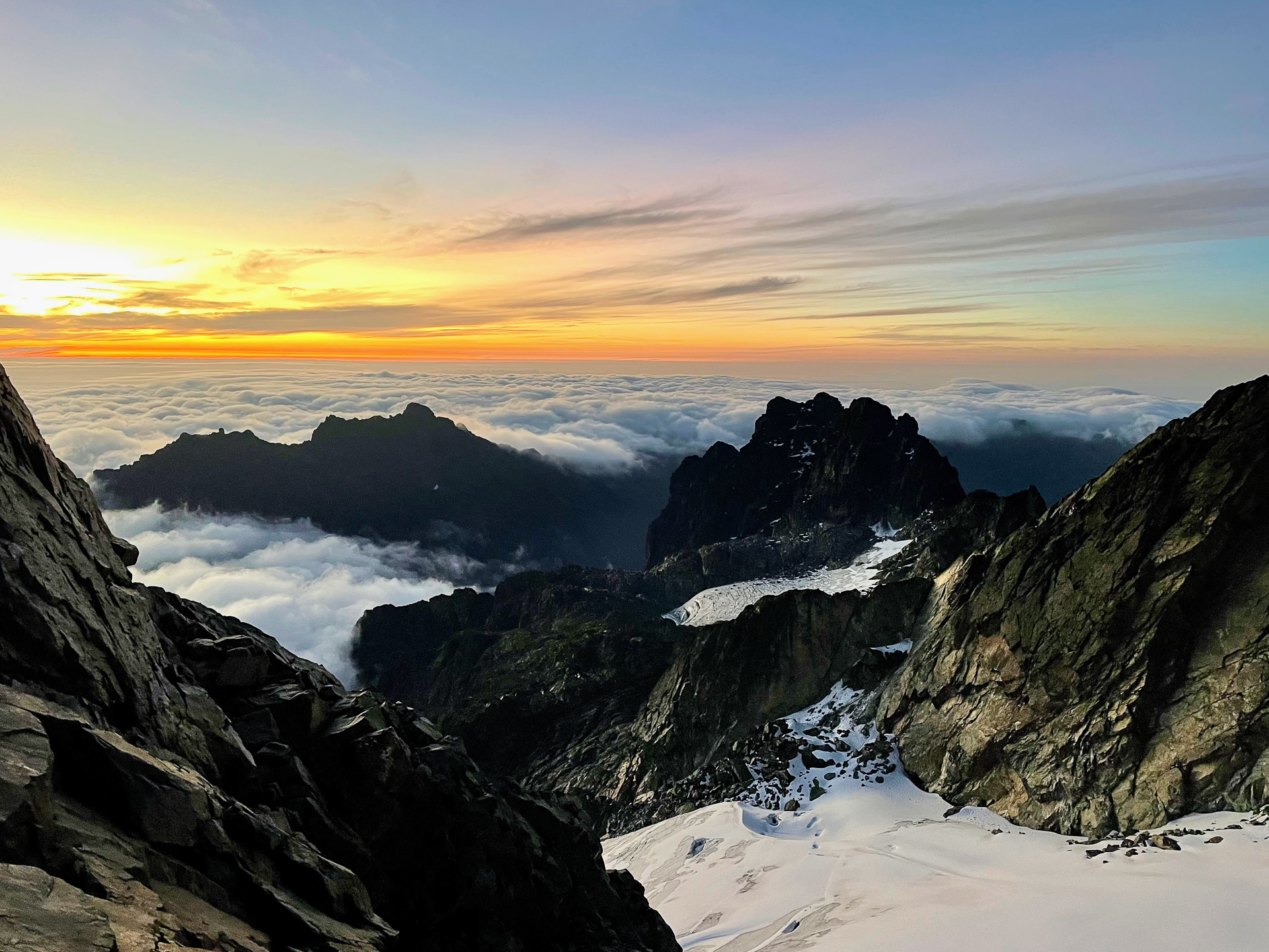 Vers le sosomemtmemt du mont Stanley au Rwenzori