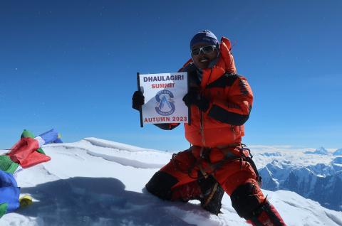 Expédition alpînisme au Dhaulagiri à 8167 mètres Ascension du Dhaulagiri à 8167 mètres au Népal