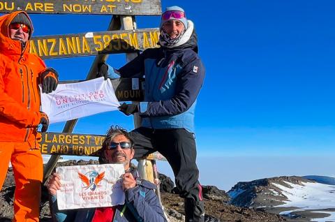Ascension du Kilimandjaro à 5895 mètres en Tanzanie