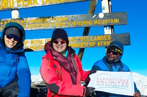 Ascension du Kilimandjaro à 5895 mètres