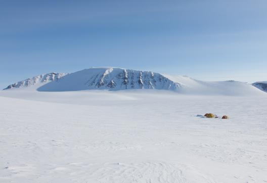 Expedition en ski et pulka du sud au nord du Spitzberg