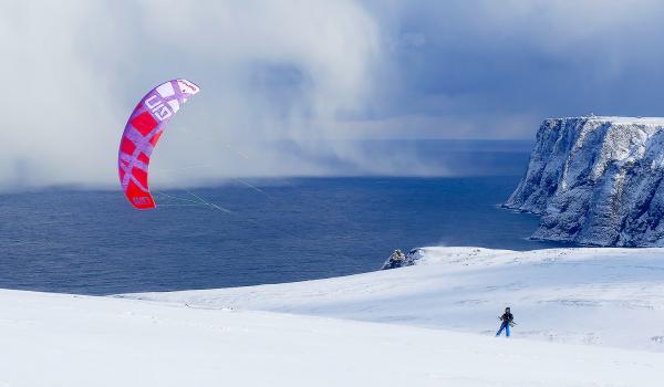 Snowkite dans le nord de la Norvège