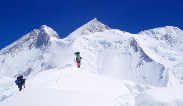 Expédition au Gasherbrum 2