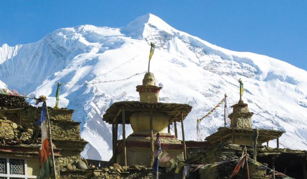 Trek ver le lac Tilicho dans la région des Annapurnas au Népal