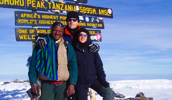 Ascension du Kilimandjaro à 5895 mètres en Tanzanie