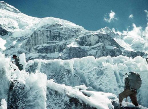 Quatre hommes contre l’Everest 