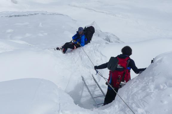 Haute montagne Manaslu à 8163 mètres au Népal