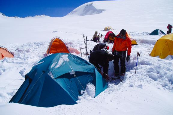 Expédition au Gasherbrum 2