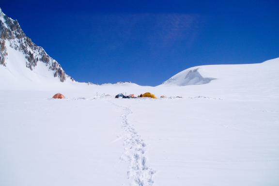 Expédition au Gasherbrum 2