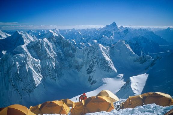 Expédition au Gasherbrum 2