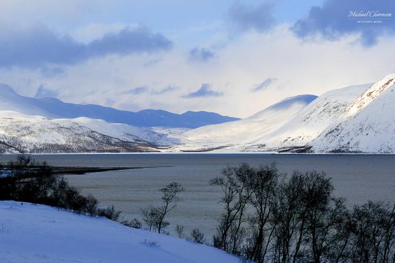 Voyage et paysage enneigé en Norvège
