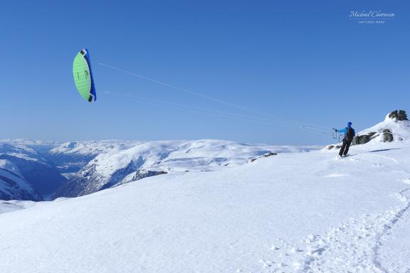 Voyage d'aventure et snowkite en Norvège