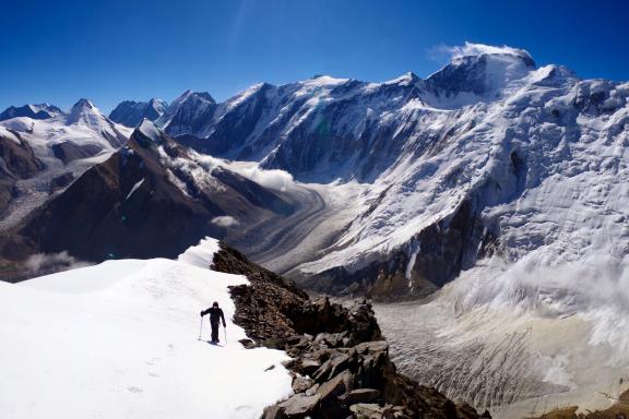 Expédition au Korjenevskaya sommet du Snow Leopard Trophy  au Tadjikistan