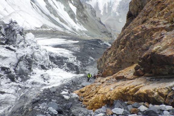 Alpinisme au pic Korjenevskoï sommet du Snow Leopard Trophy  au Tadjikistan