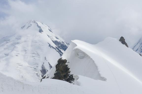 Expédition au pic Korjenevskaya au Tadjikistan