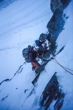 Expédition entre le camp II et III au Khan Tengri au Kirghizistan