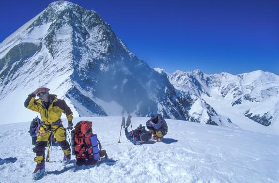 Expédition à l'arrivée au pic Chapaev au Khan Tengri au Kirghizistan