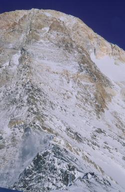 Expédition au départ vers le sommet au Khan Tengri au Kirghizistan
