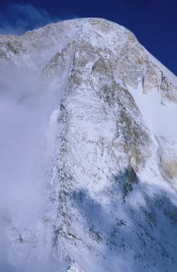 Expédition à la pyramide sommitale du Khan Tengri au Kirghizistan
