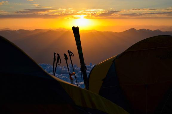 Expédition et coucher de soleil au Mustagh Ata