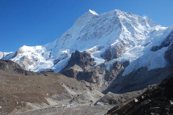 Expédition au Makalu cinquième 8000 de la planète au Népal