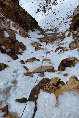 Voyage d'aventure au couloir avant le sommet de l'Ojos de Salados