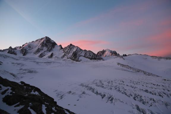 Expédition et lever du jour au refuge Albert 1erdans la vallée de Chamonix