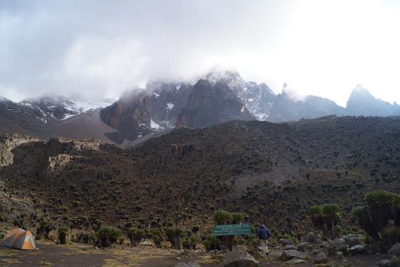 Ascension du mont Kenya à 5199 mètres