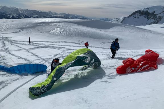 Kiteurs pliants leurs voiles en France