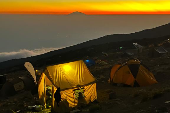 Ascension du Kilimandjaro à 5895 mètres voie Machame