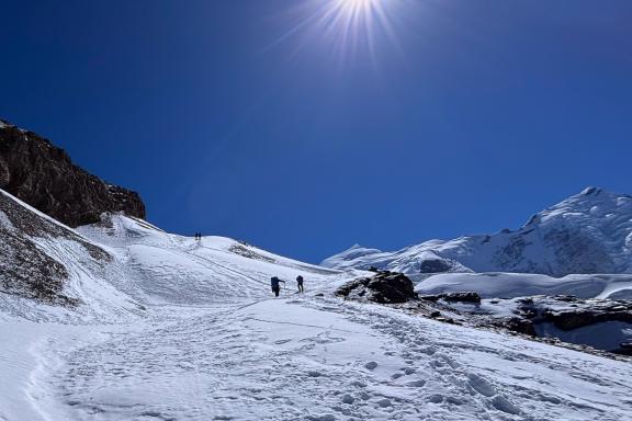 Ascension de l'Himlung Himal à 7126 mètres au Népal