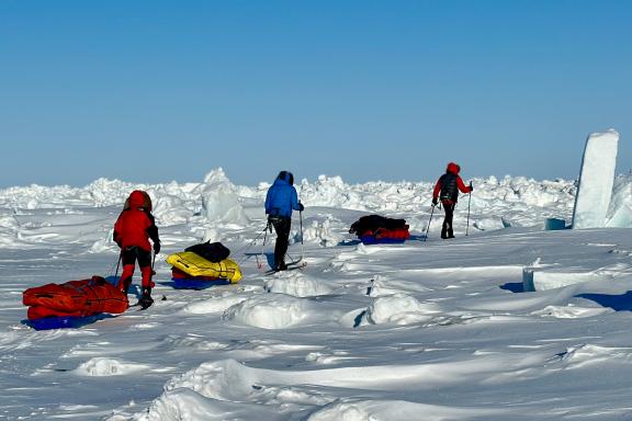ski et pulka au Nunavut