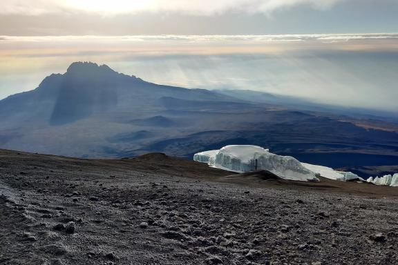 Ascension du Kilimandjaro à 5895 mètres en Tanzanie