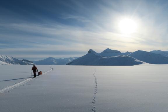 Expedition en ski et pulka du sud au nord du Spitzberg